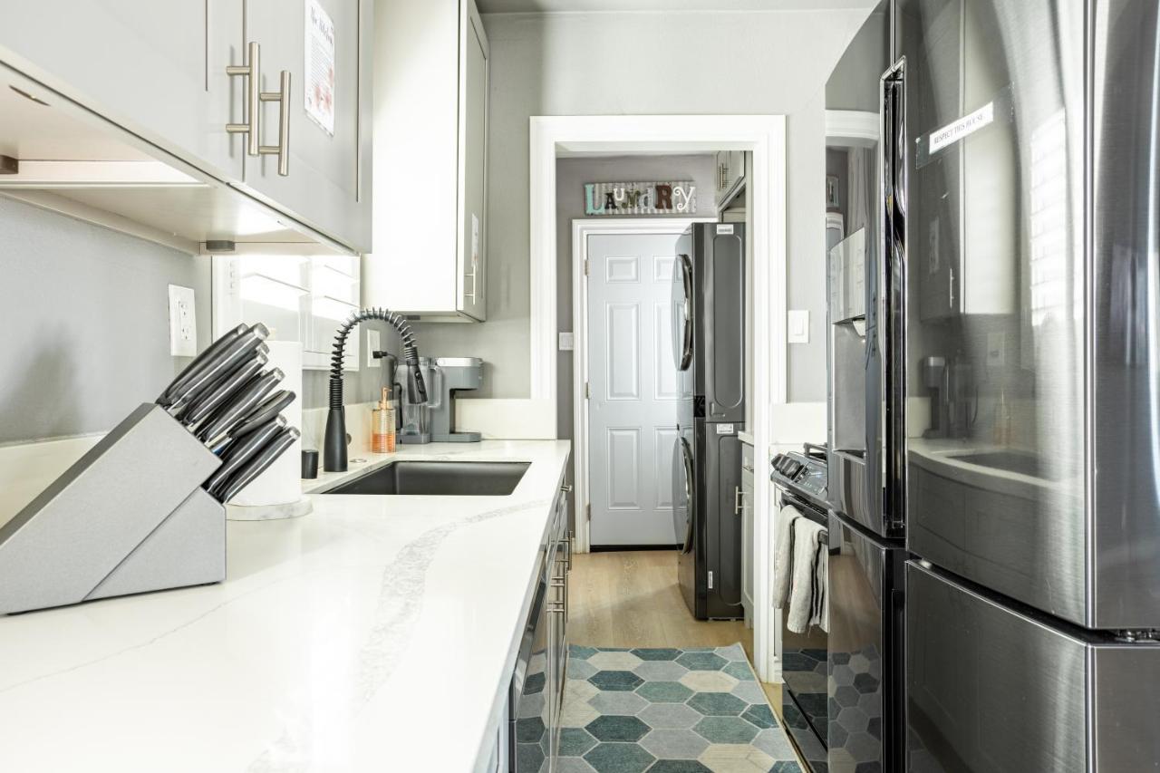 Trendy 1bd 1bth Hideaway 4 Min From Sofi Villa *