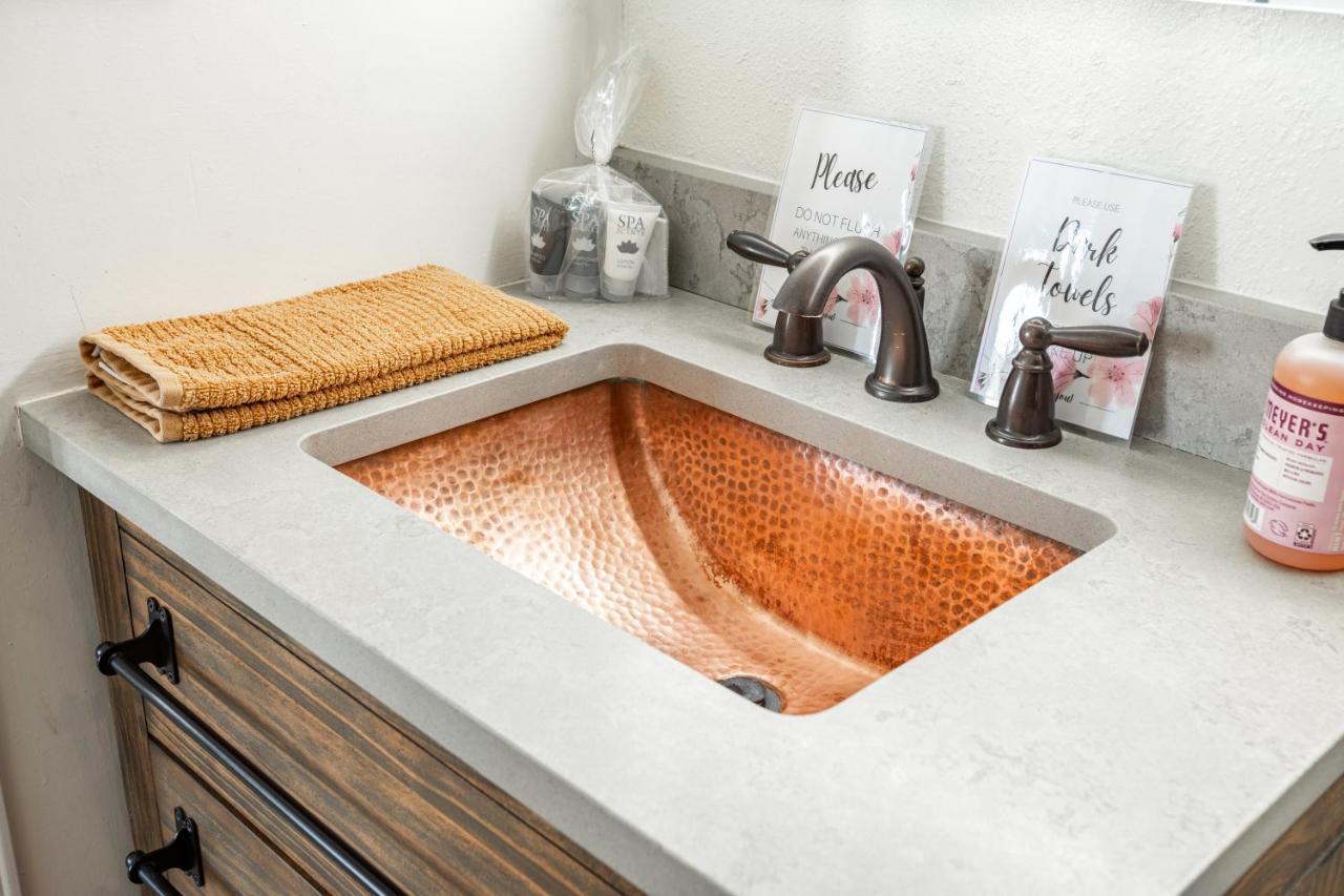 Trendy 1bd 1bth Hideaway 4 Min From Sofi Los Ángeles